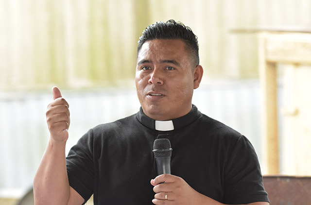 Glenmary Father José Carlos